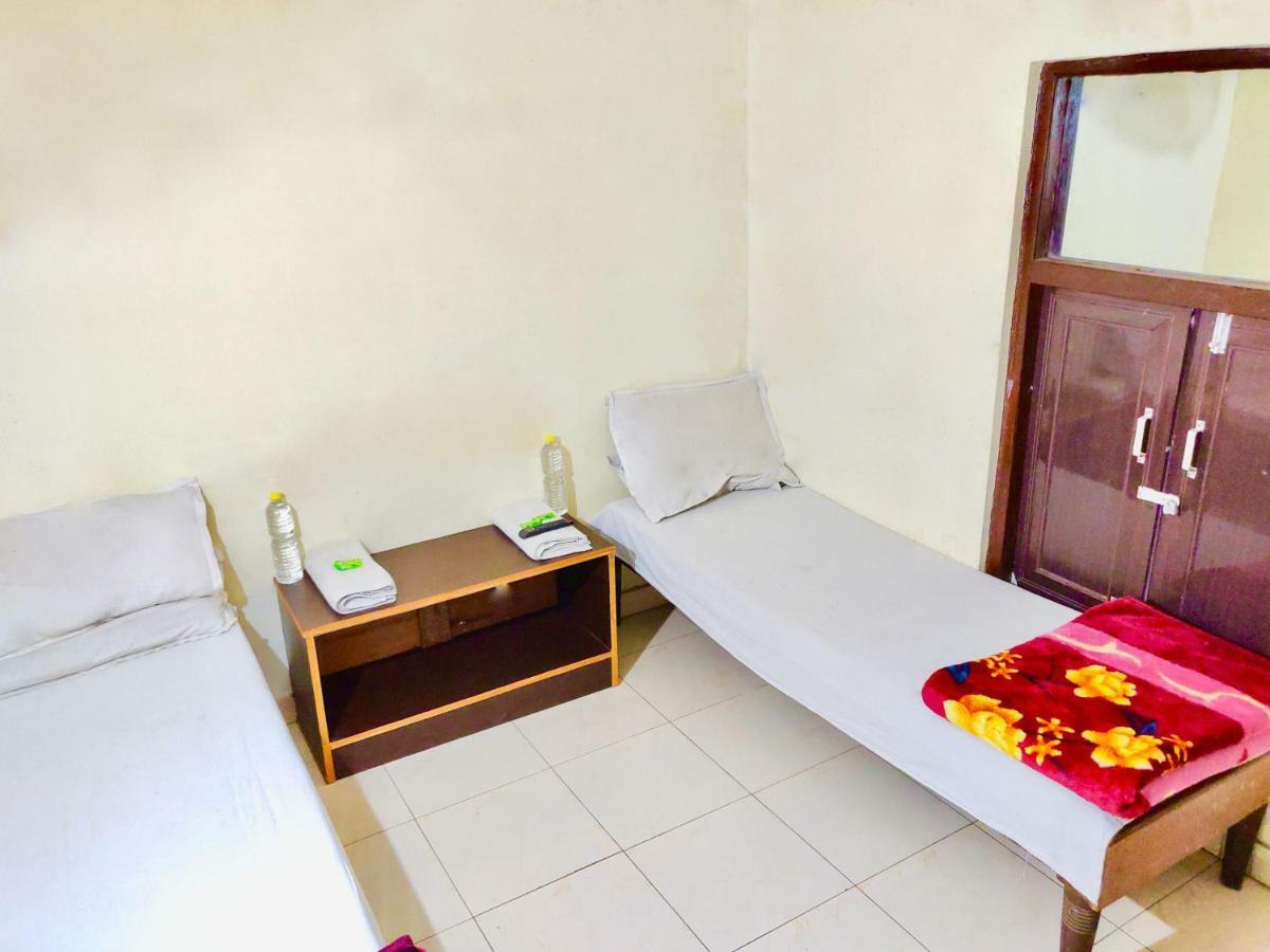 Roop Guest house Lucknow